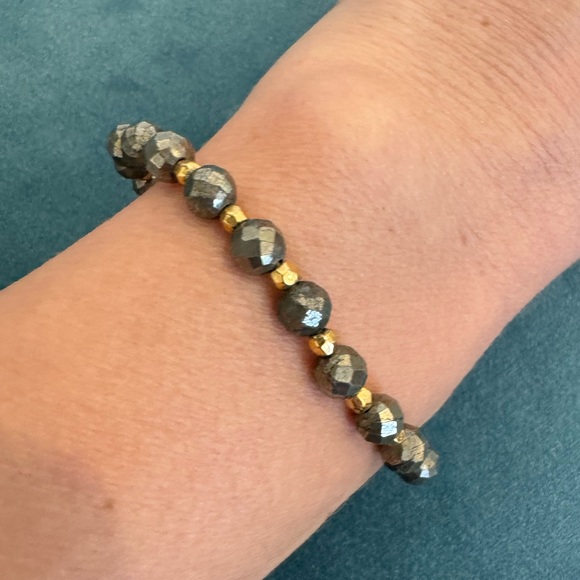 Gorjana Power Gemstone Elastic Bracelet For Strength - Picture 6 of 6